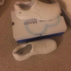 Nursing shoes